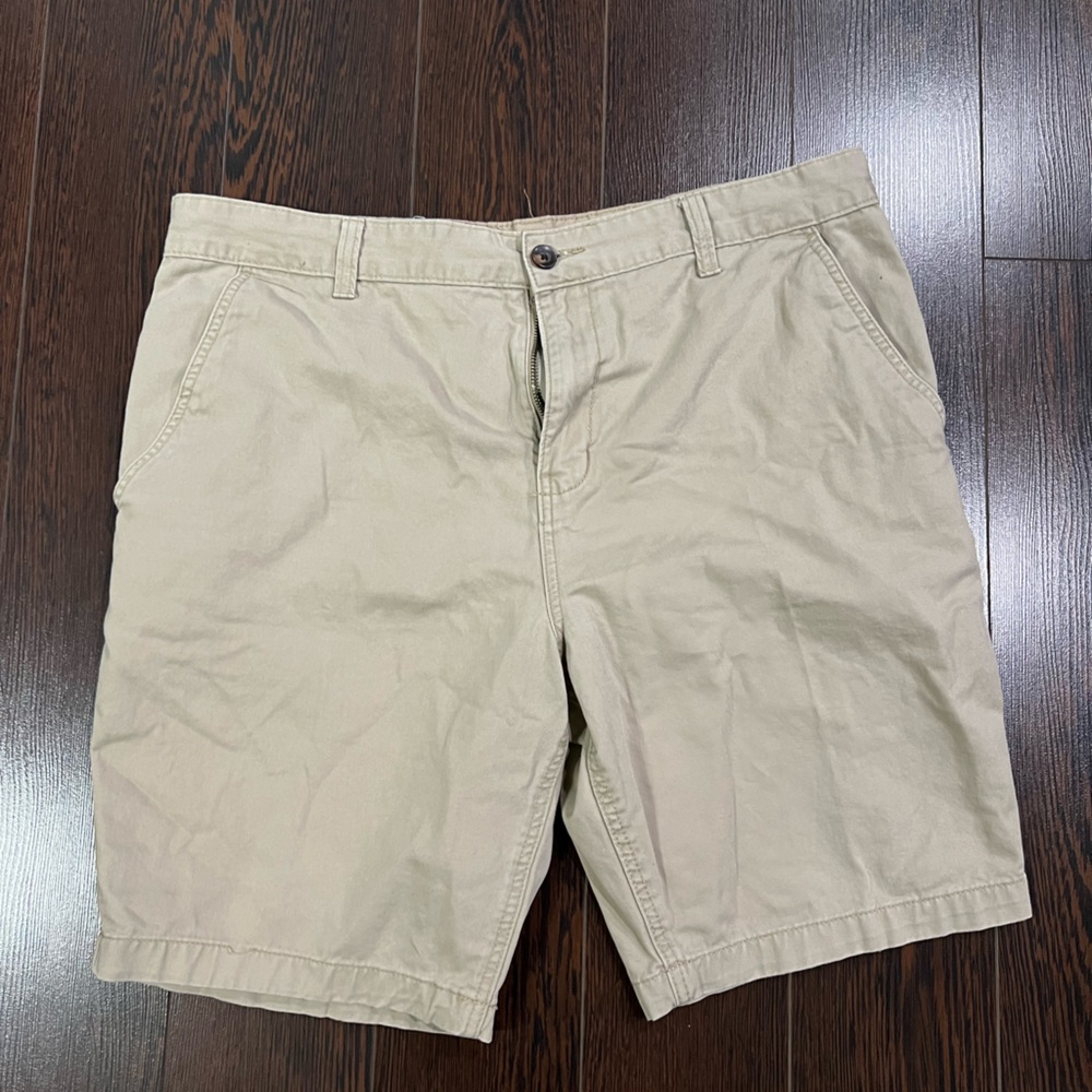 Comfortable cotton shorts. Men’s size 38.